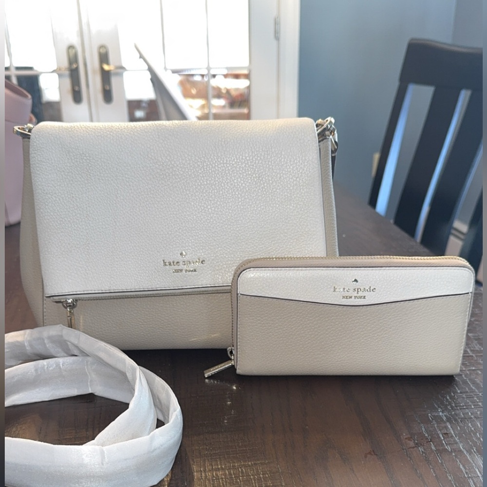 Kate Spade Beige Shoulder Bag and Wallet Set